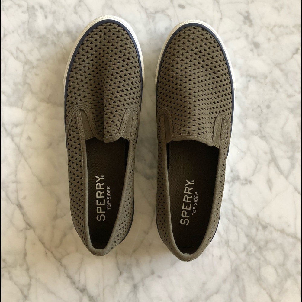 Comfy cute Sperry shoes